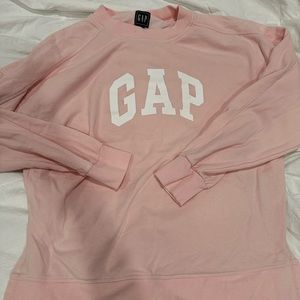 pink gap sweater